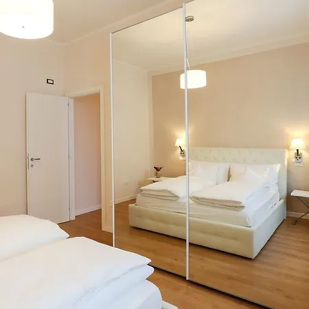 Les Apartment Asola